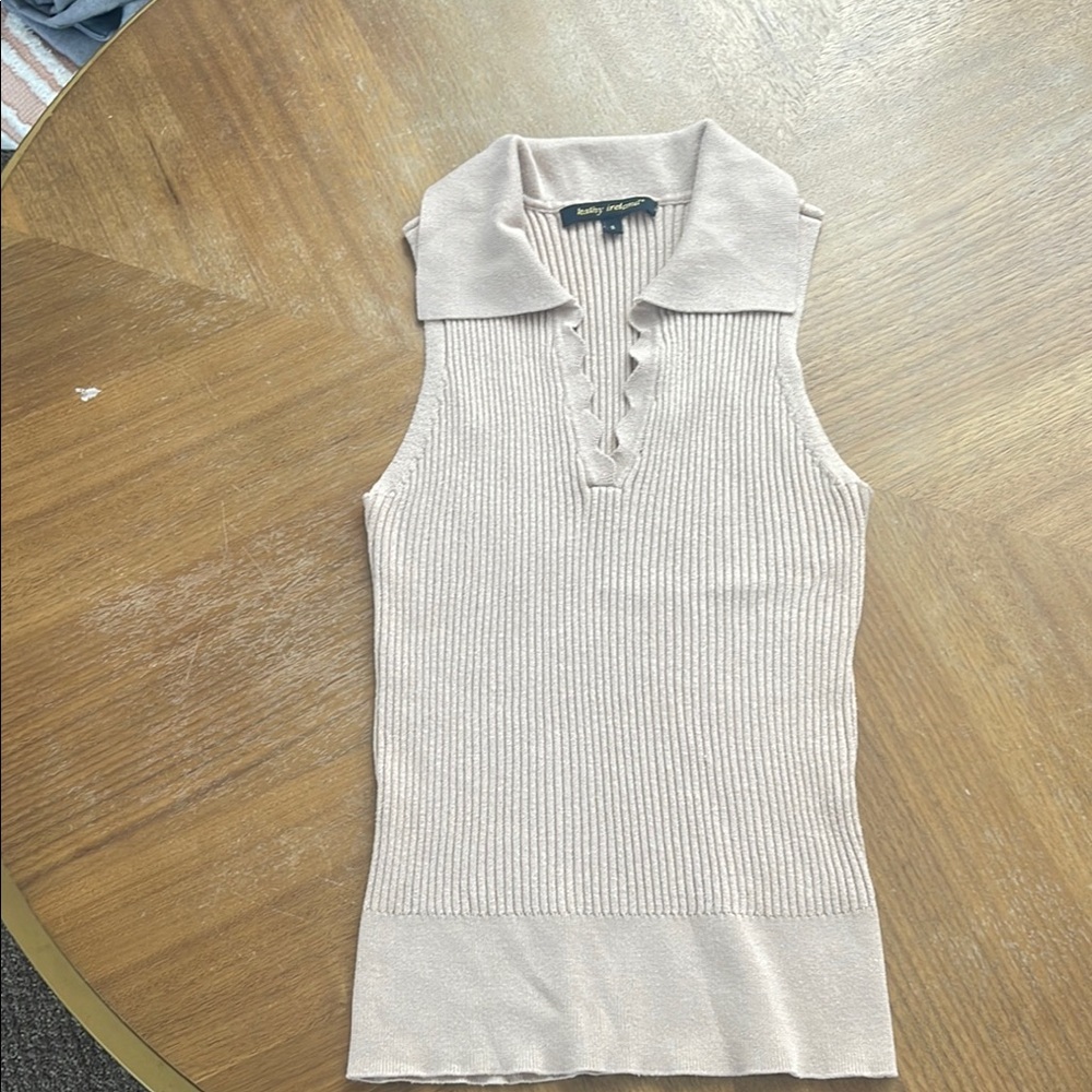 Sleeveless Beige Knit Top